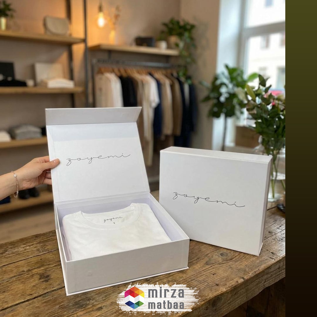 CLOTHING BOX